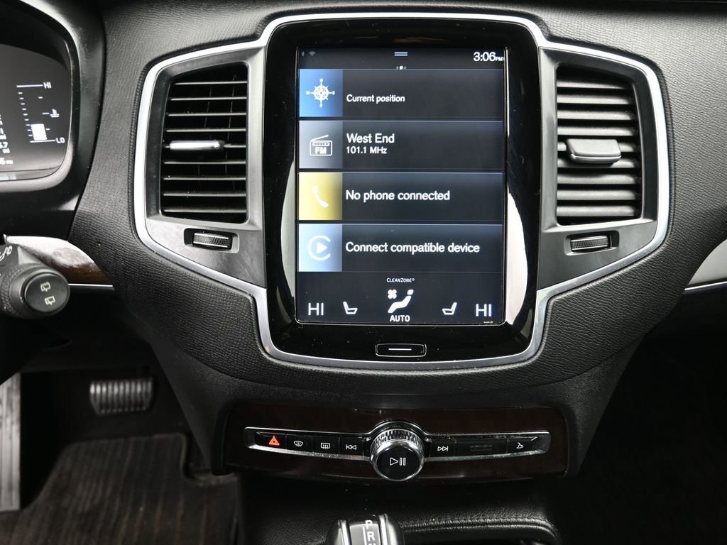 Used 2019 Volvo XC90 T5 Momentum image 17