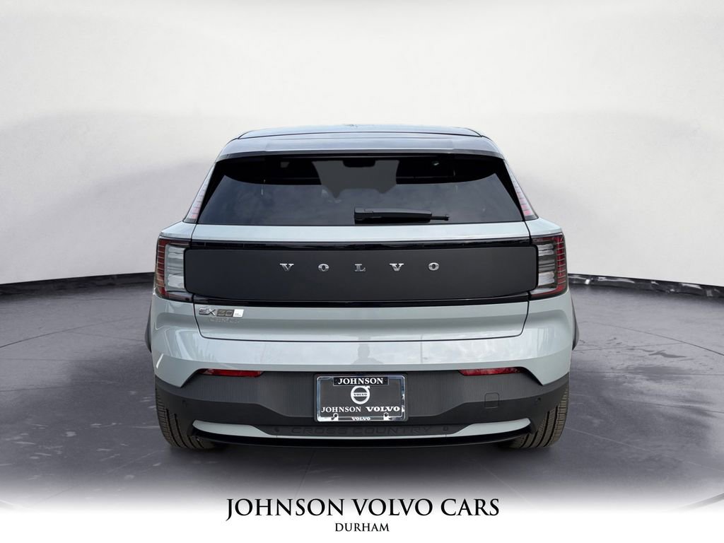 New 2026 Volvo EX30 Cross Country Ultra image 4