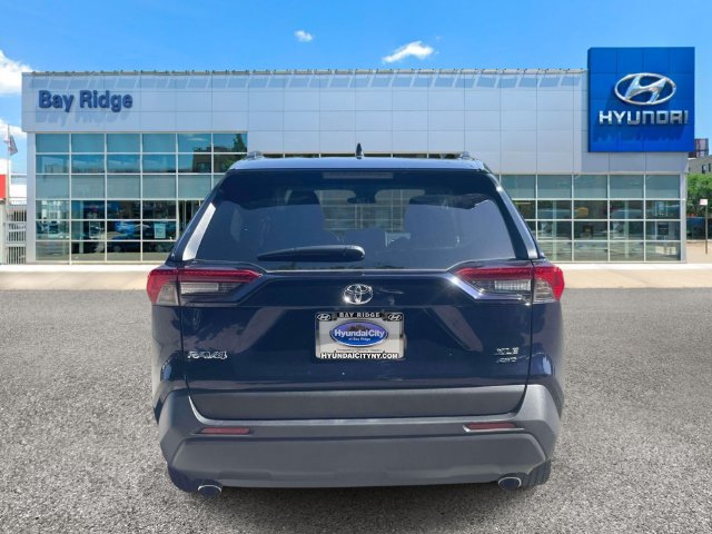 Used 2025 Toyota RAV4 XLE AWD/4WD image 8