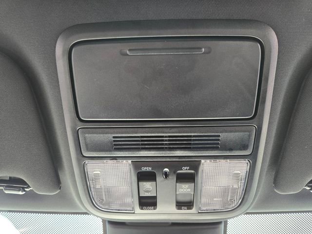 Used 2025 Honda Odyssey Sport-L image 25
