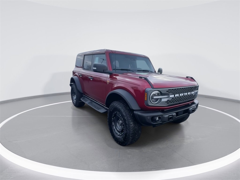 New 2025 Ford Bronco Badlands image 2