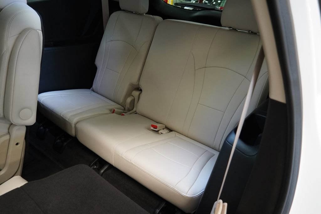 Used 2023 Buick Enclave Essence w/ LPO, Floor Liner Package image 10