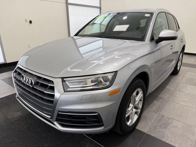 Used 2018 Audi Q5 2.0T Premium w/ Convenience Package AWD/4WD image 6