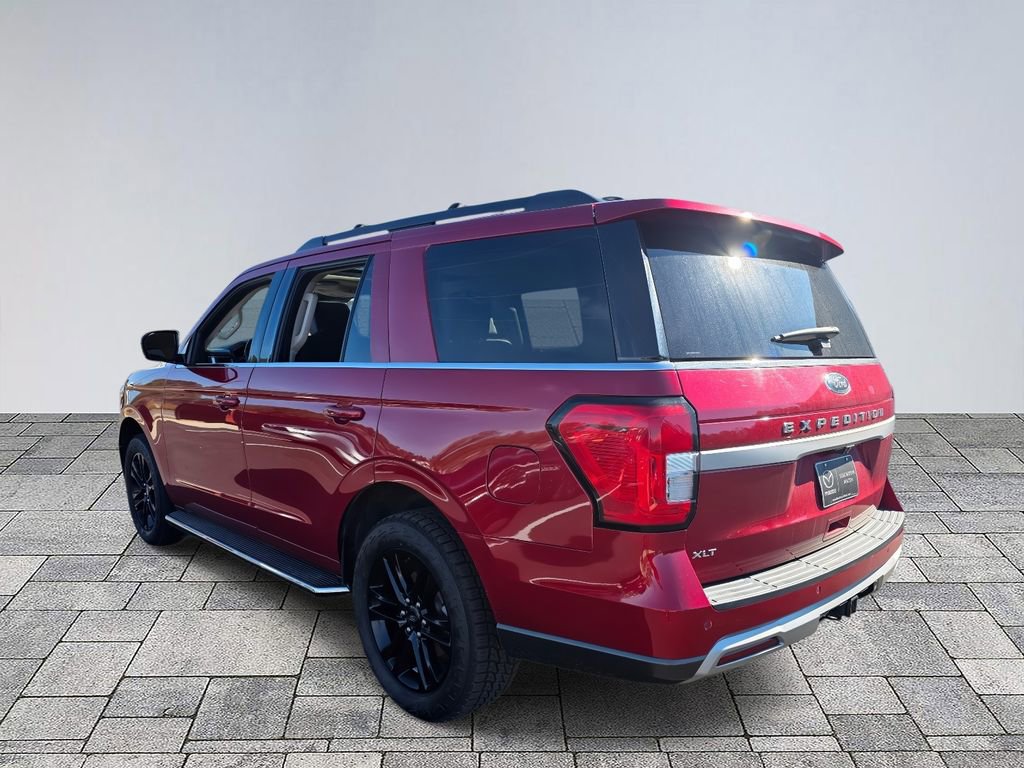 Used 2022 Ford Expedition XLT image 5