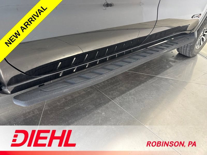 Used 2020 GMC Sierra 1500 AT4 w/ AT4 Premium Package AWD/4WD image 8