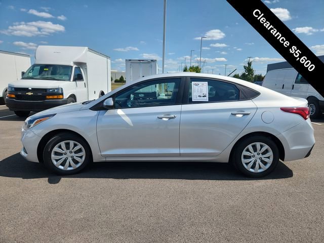 Used 2021 Hyundai Accent SE image 5