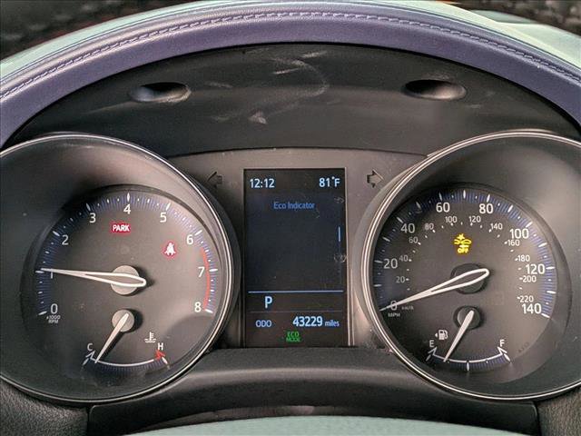 Used 2021 Toyota C-HR XLE FWD image 16