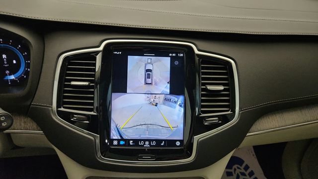 Used 2024 Volvo XC90 B6 Ultimate w/ Lounge Package AWD/4WD image 18