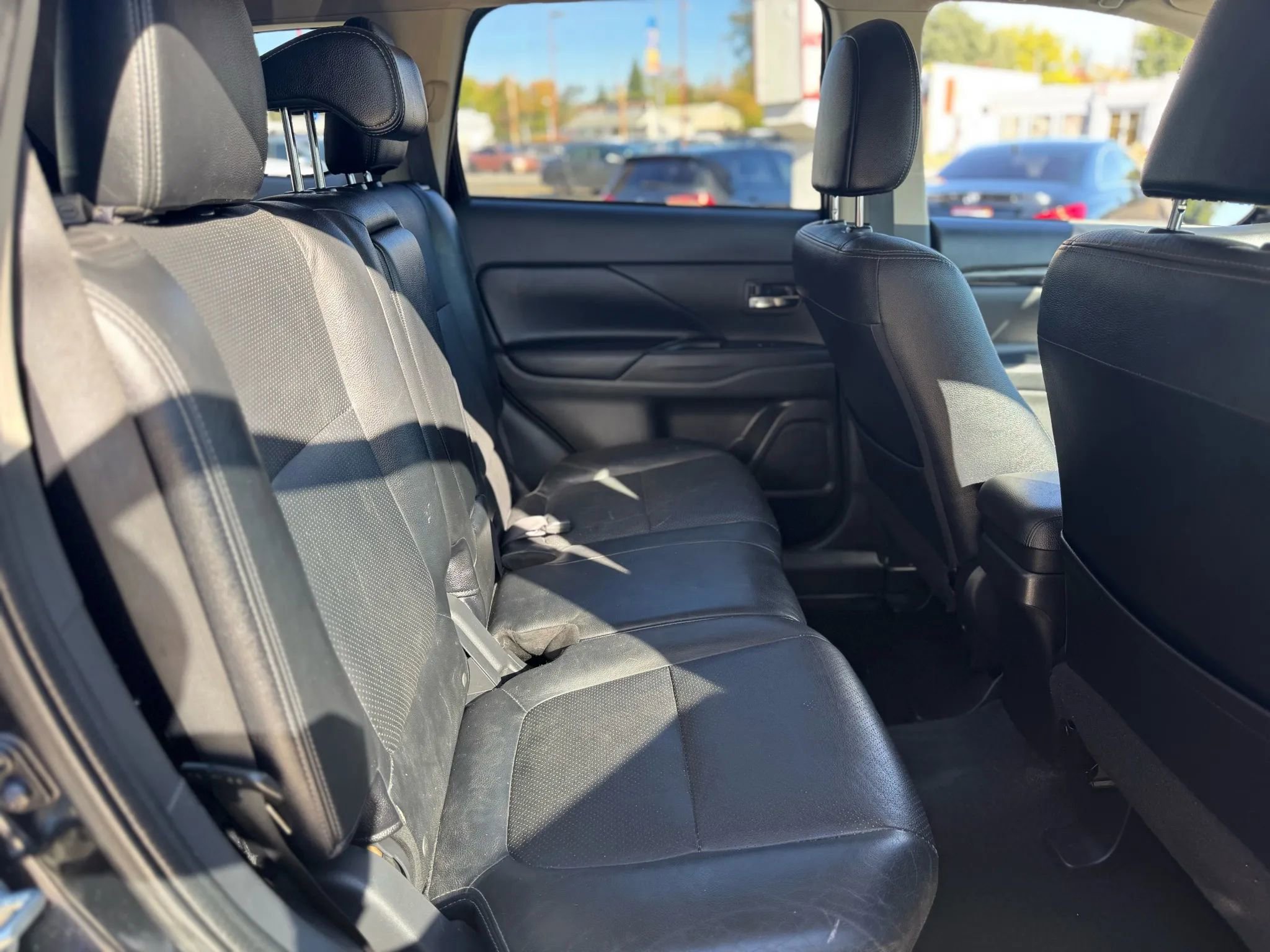 Used 2016 Mitsubishi Outlander GT image 7