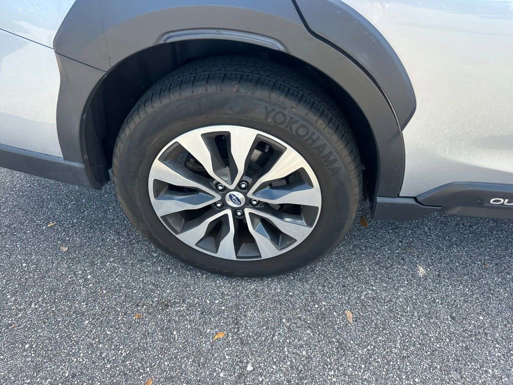 Used 2023 Subaru Outback Limited XT image 5