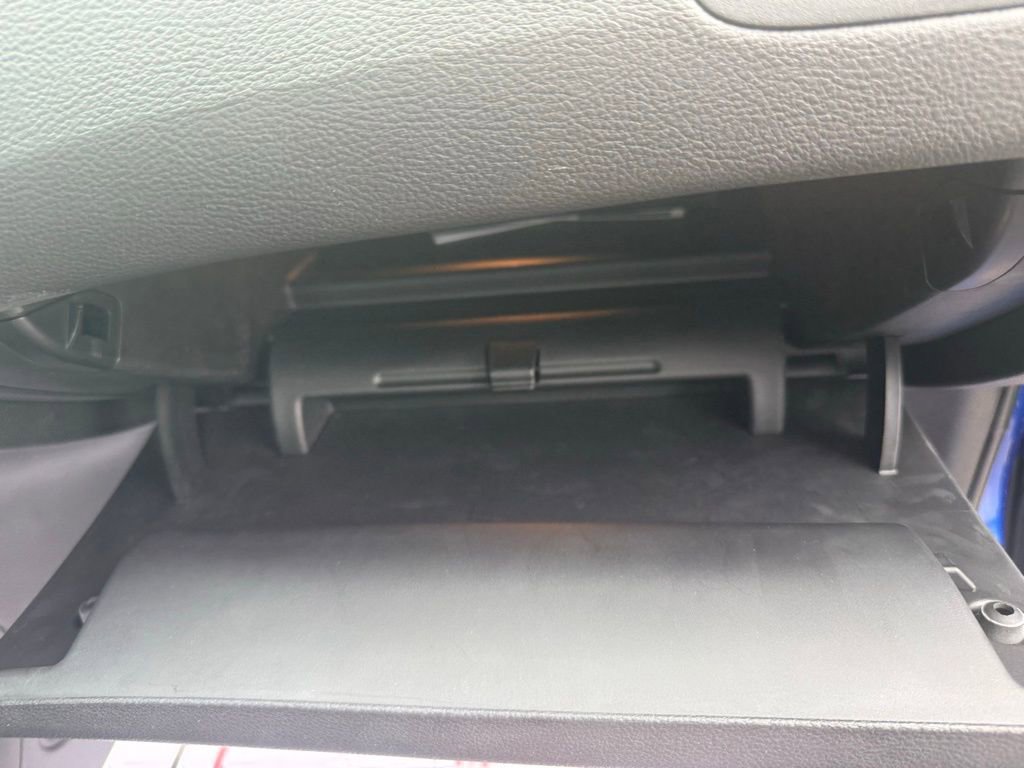 Used 2016 Chrysler 200 S w/ Navigation & Sound Group I image 23