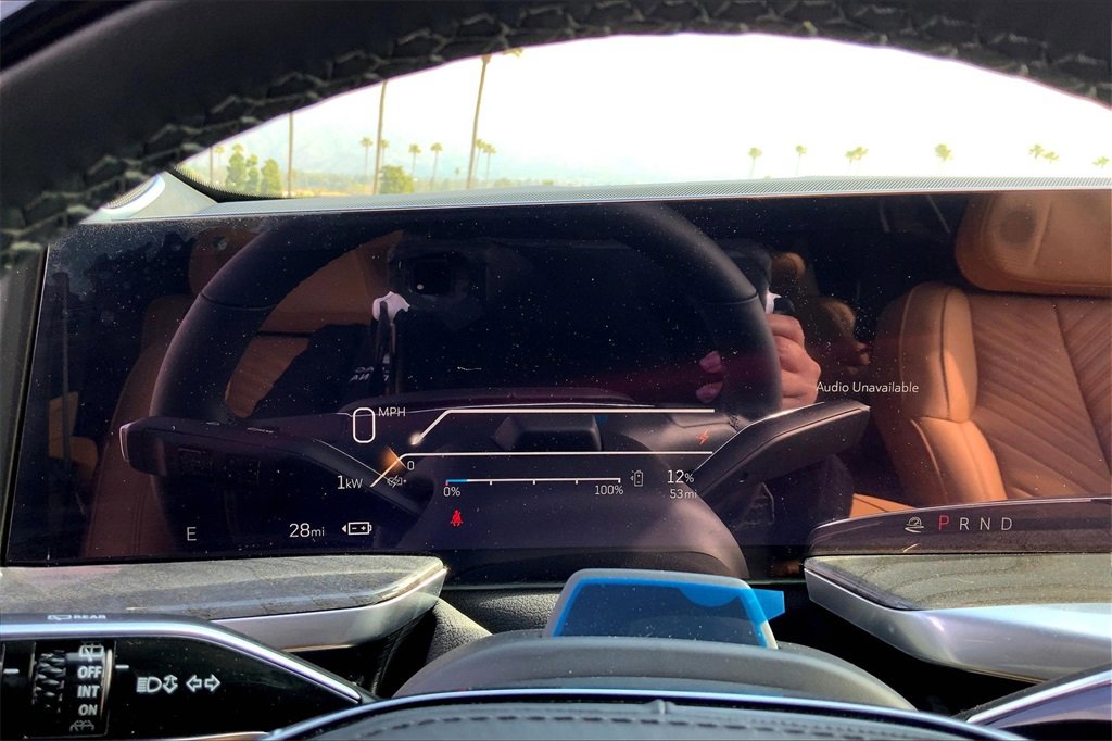 New 2025 Cadillac Escalade IQ Luxury 2 image 24