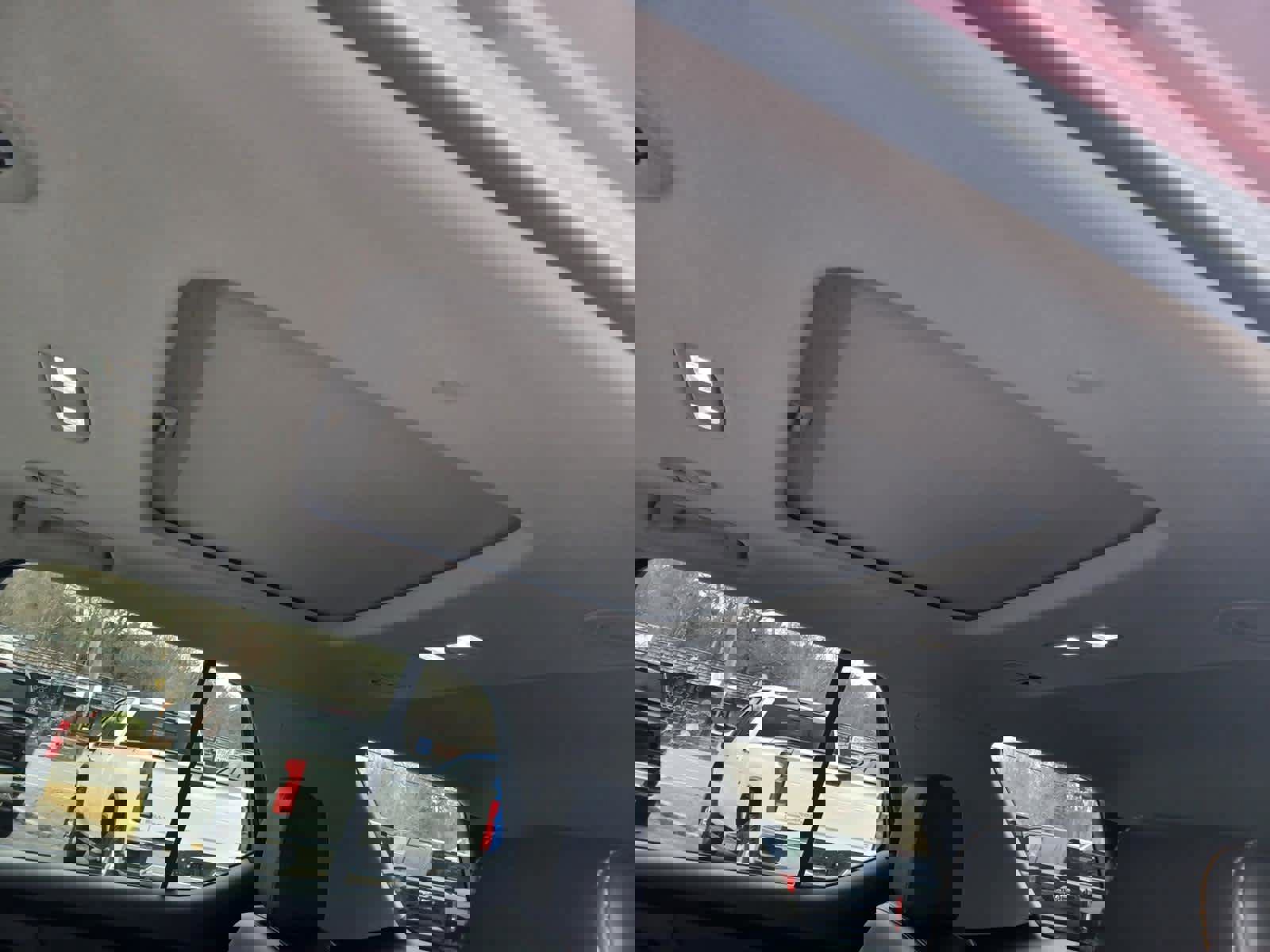 Used 2020 Chevrolet Traverse LT w/ LT Premium Package image 19