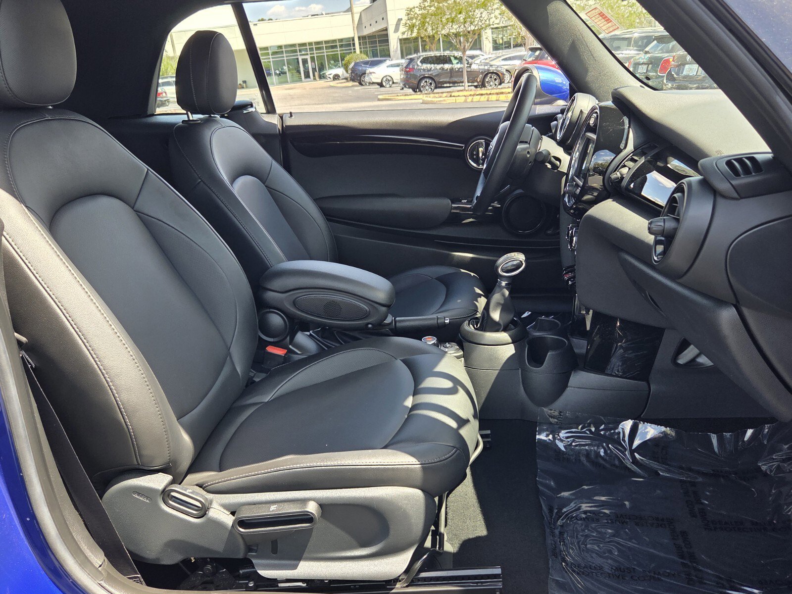 Used 2019 MINI Cooper Convertible image 16