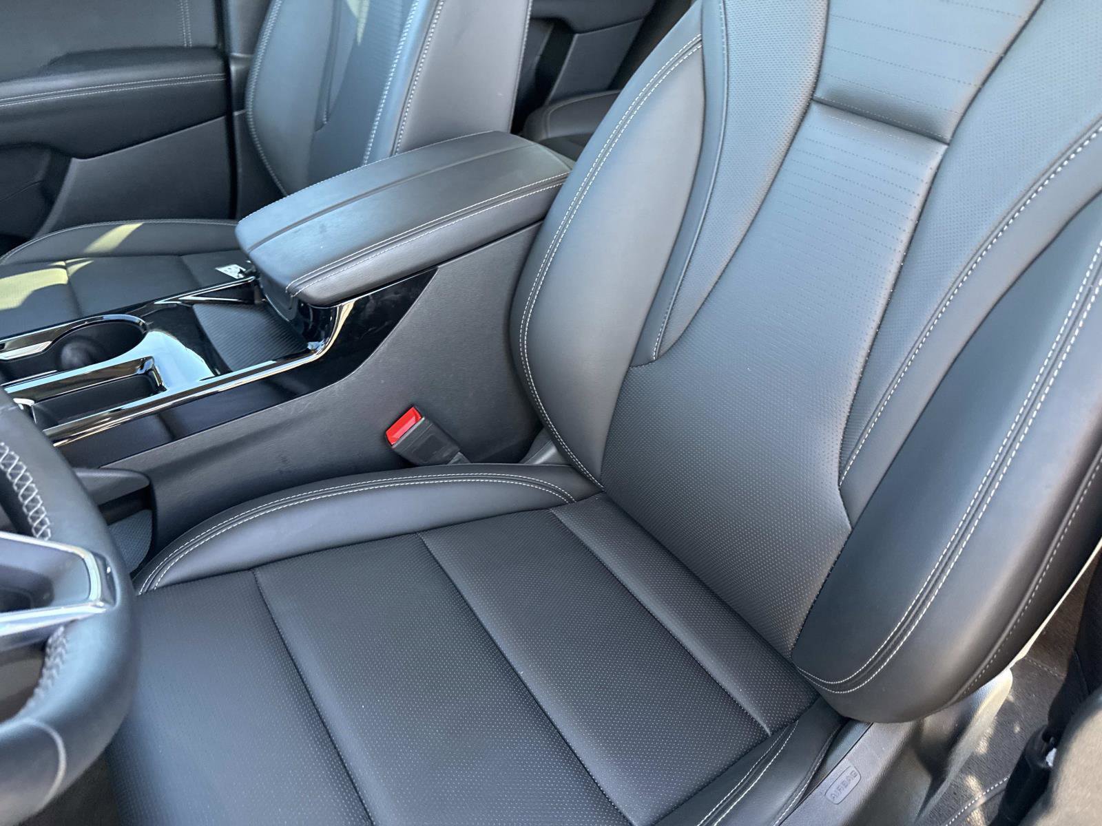 Used 2025 Buick Envision Preferred image 21