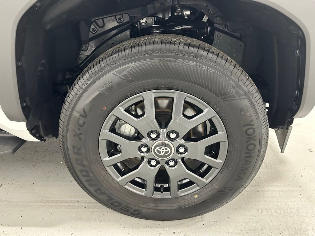 Used 2025 Toyota 4Runner SR5 image 60