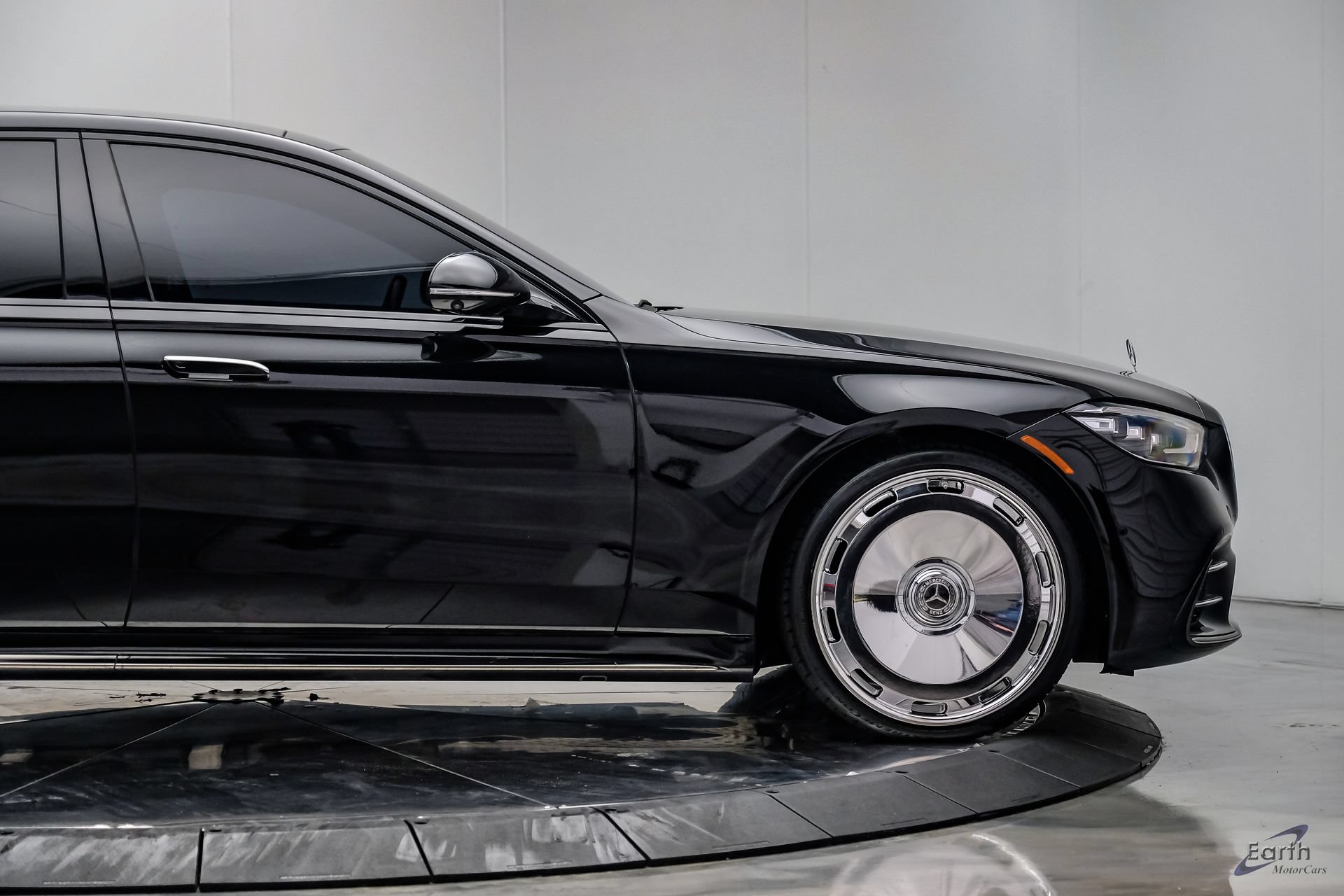 Used 2024 Mercedes-Benz S 580 4MATIC Sedan w/ AMG Line image 22