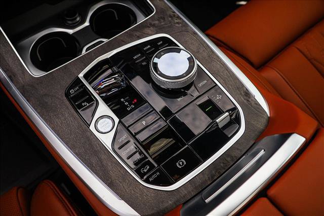New 2027 BMW X7 xDrive40i AWD/4WD image 18