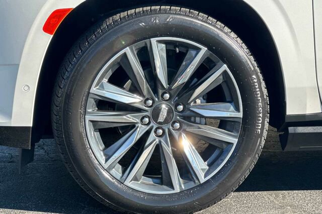 Certified 2023 Cadillac Escalade ESV Sport Platinum image 28