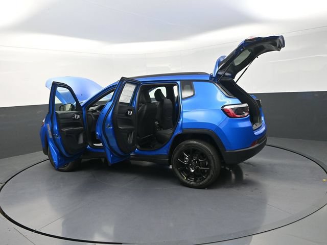 New 2026 Jeep Compass Latitude AWD/4WD image 35