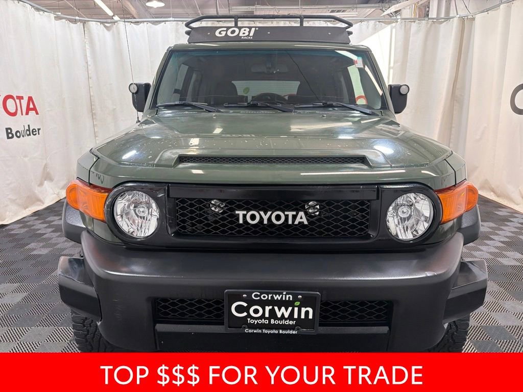 Used 2011 Toyota FJ Cruiser 4WD w/ Upgrade Pkg 3 image 2