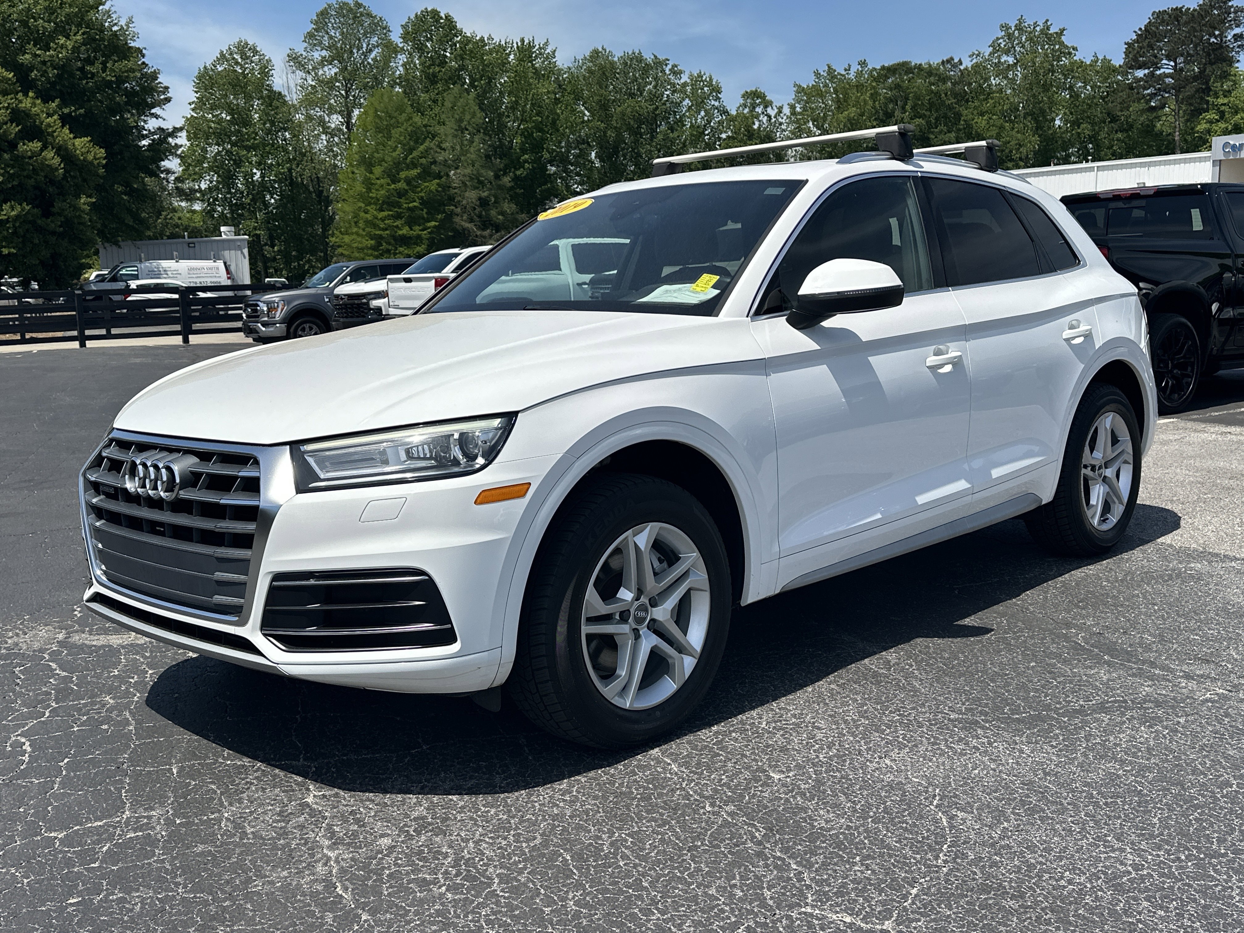 Used 2019 Audi Q5 2.0T Premium w/ Convenience Package image 4