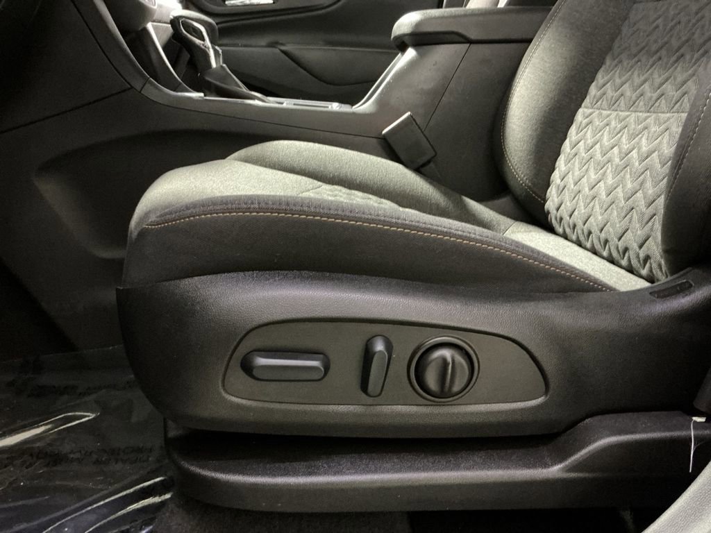 Used 2023 Chevrolet Equinox LT image 22