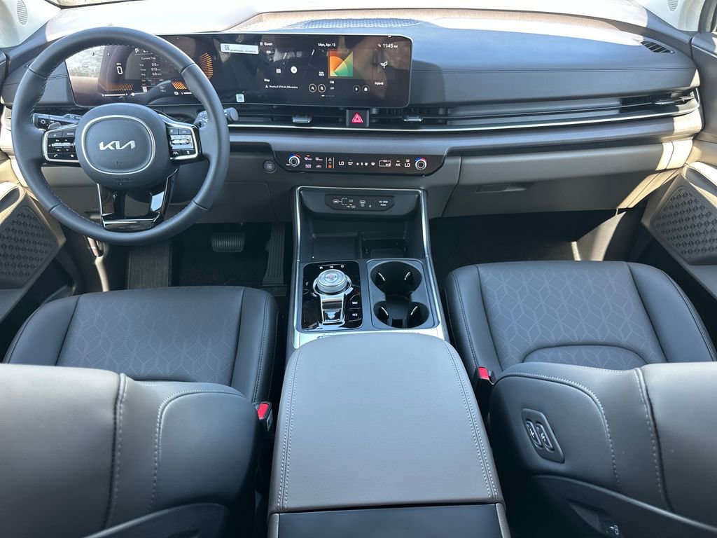 New 2026 Kia Carnival EX image 21