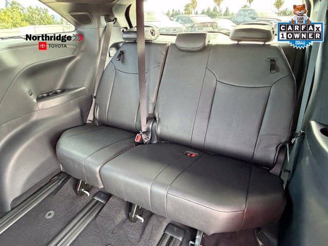 Certified 2026 Toyota Sienna XLE Woodland Edition AWD/4WD image 15