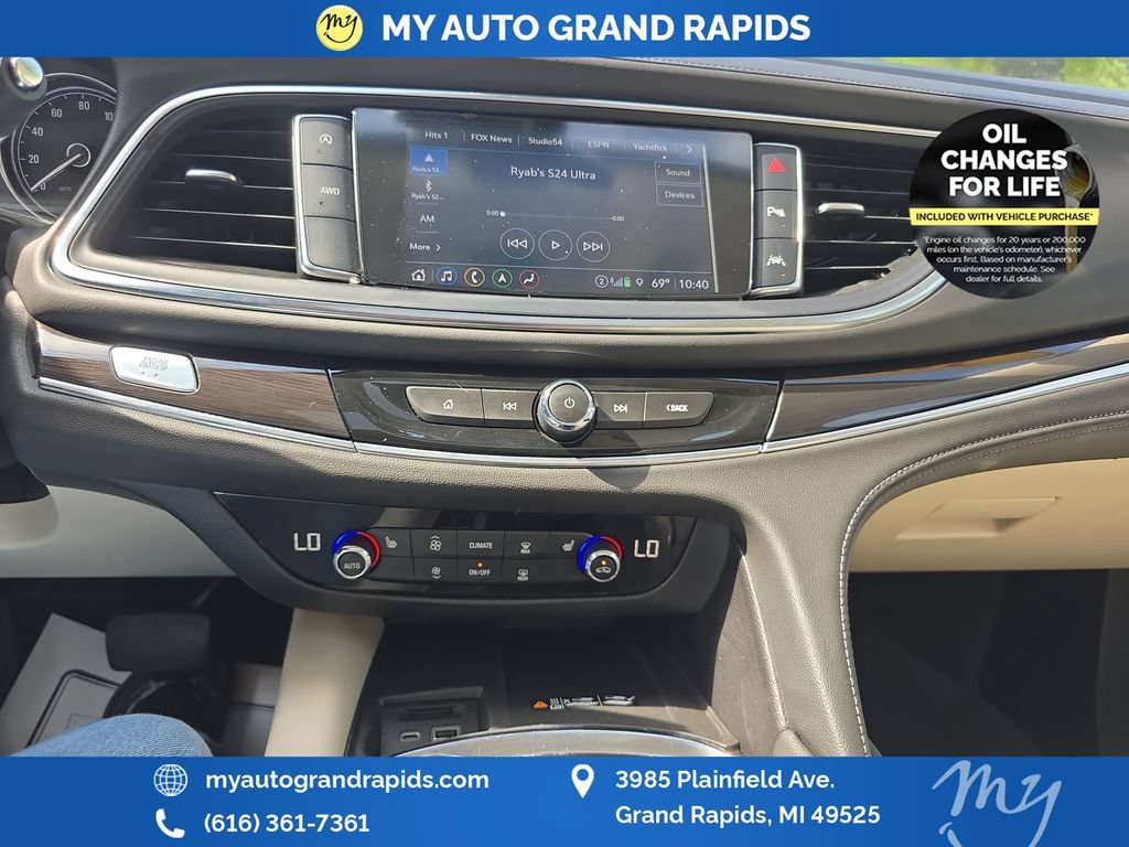 Used 2023 Buick Enclave Essence w/ Experience Buick Package AWD/4WD image 18