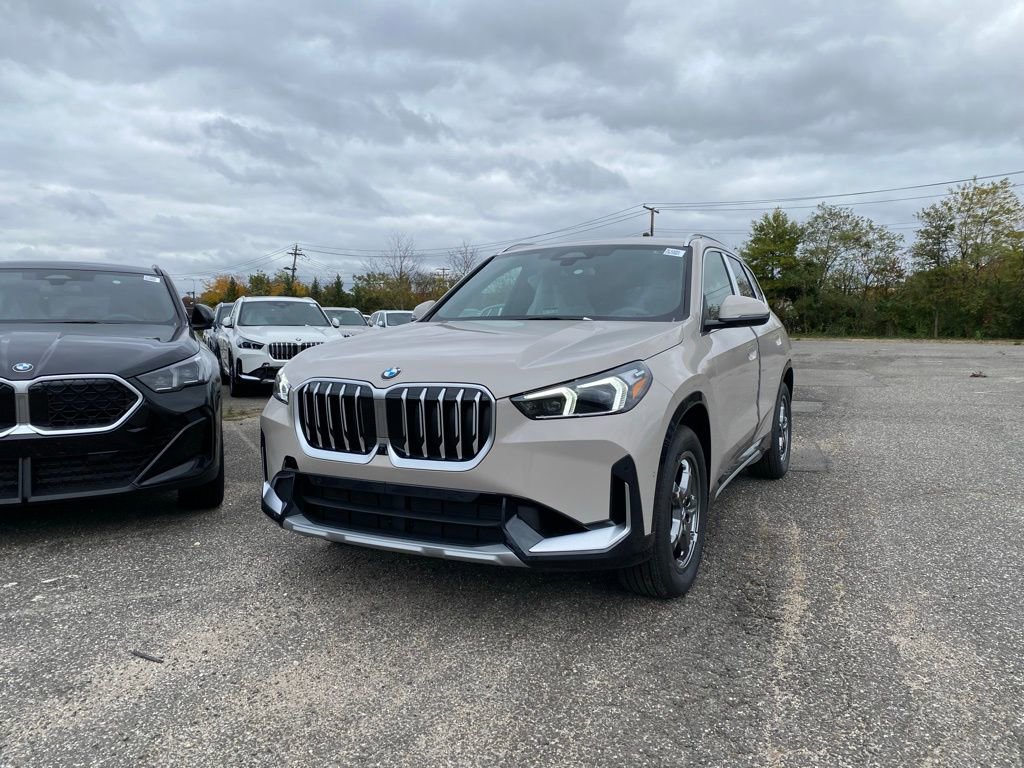 New 2026 BMW X1 xDrive28i w/ Technology Package image 1