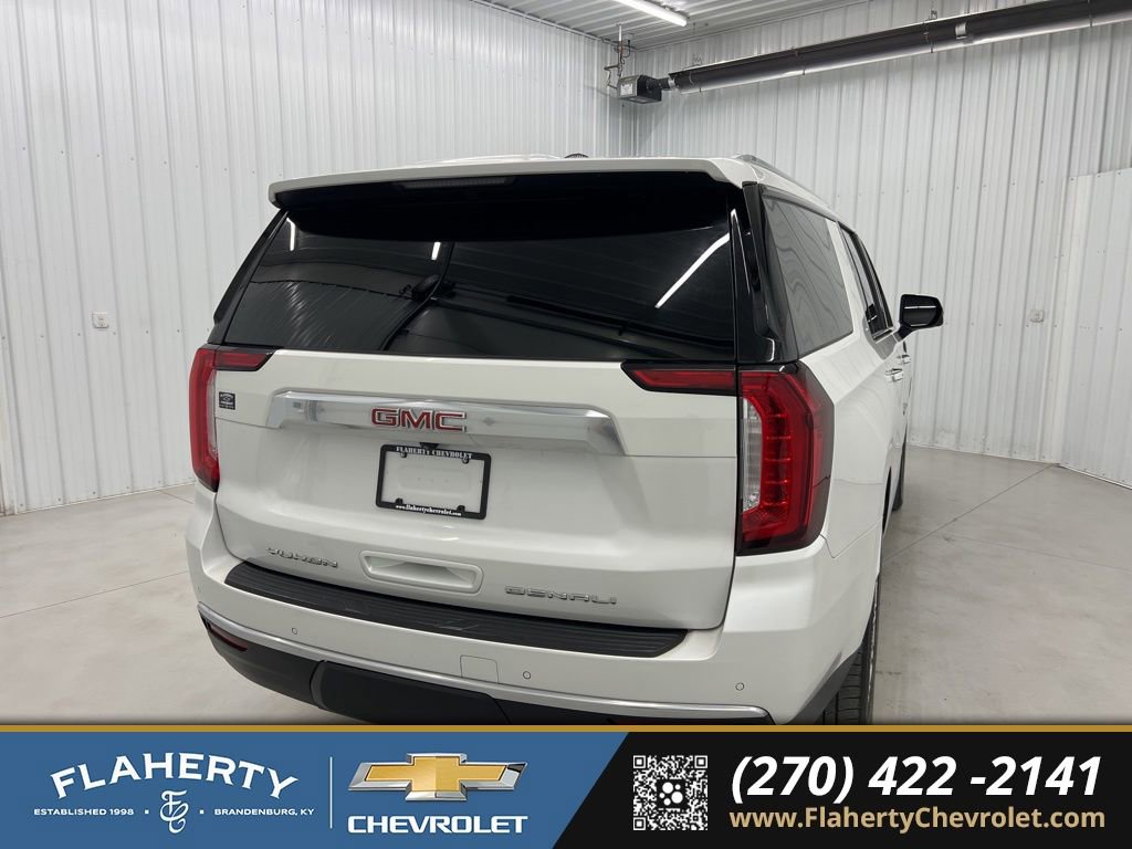 Used 2023 GMC Yukon XL Denali video 3