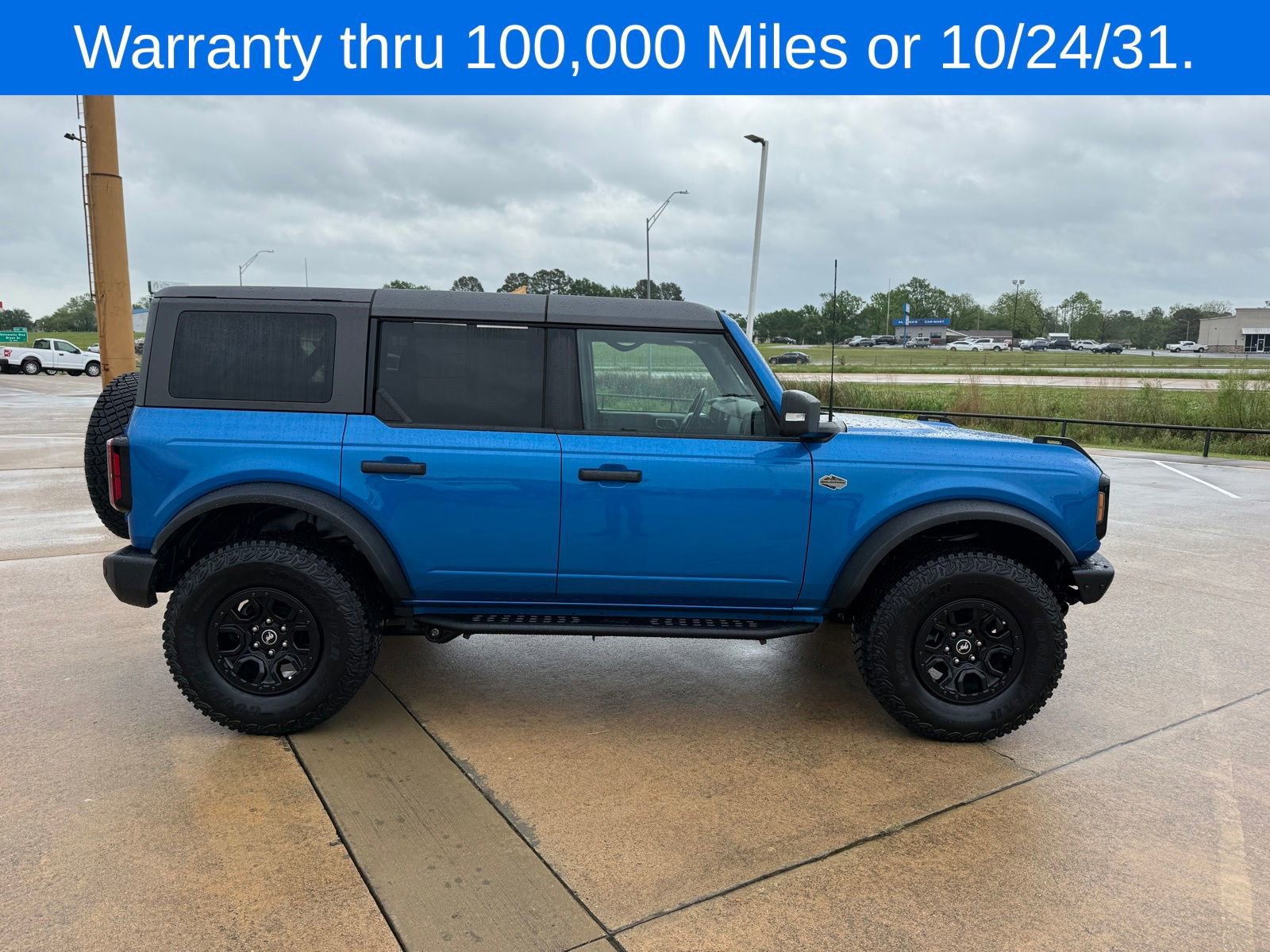 Certified 2024 Ford Bronco Wildtrak AWD/4WD image 4