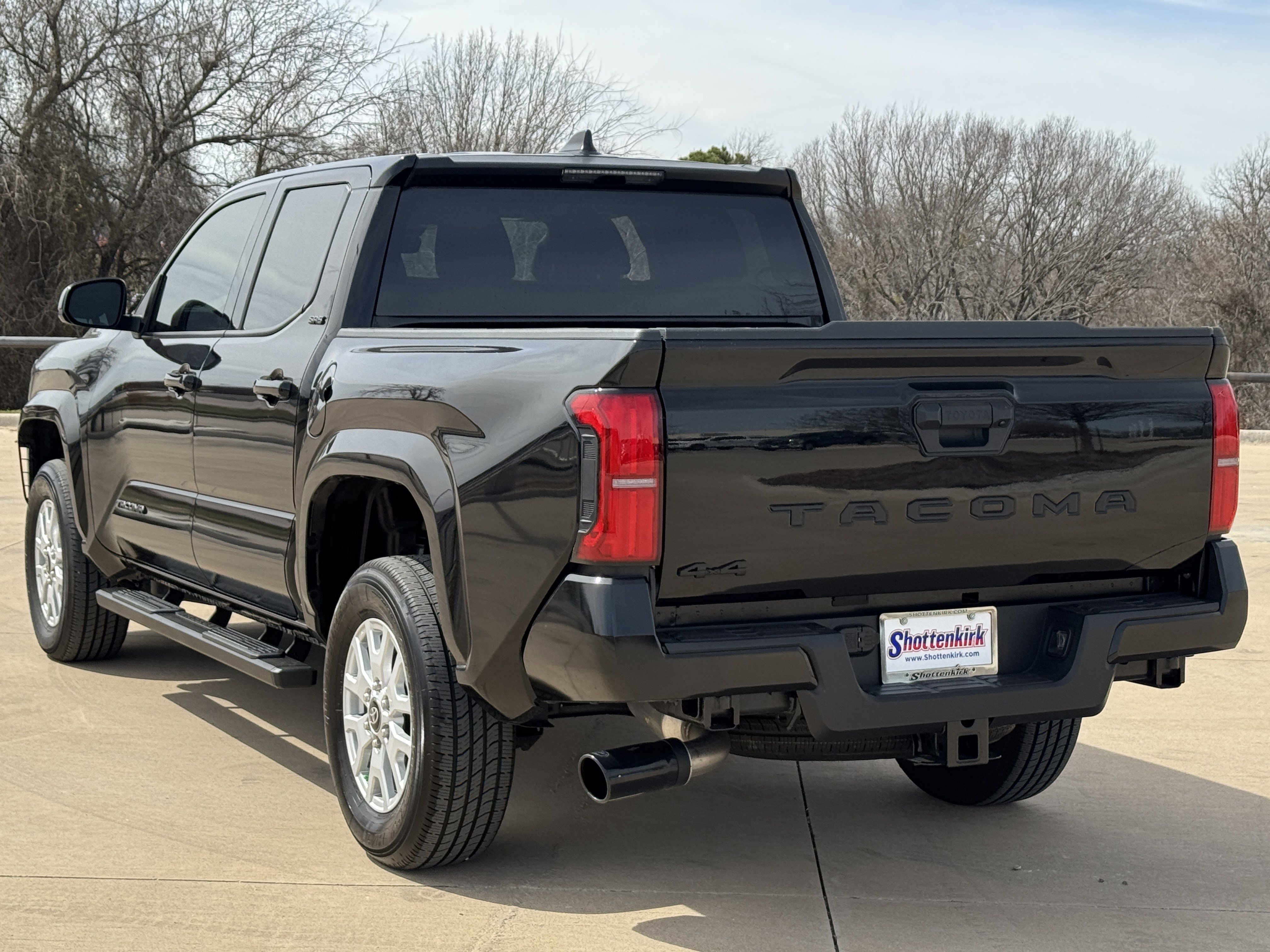 New 2025 Toyota Tacoma SR5 image 4