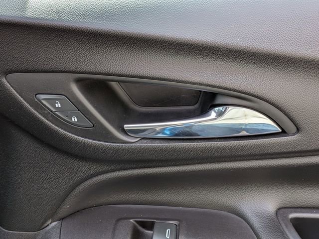 Used 2019 Chevrolet Equinox LT image 34