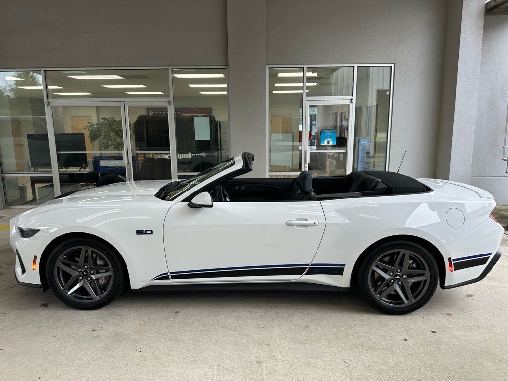 New 2025 Ford Mustang GT RWD image 25