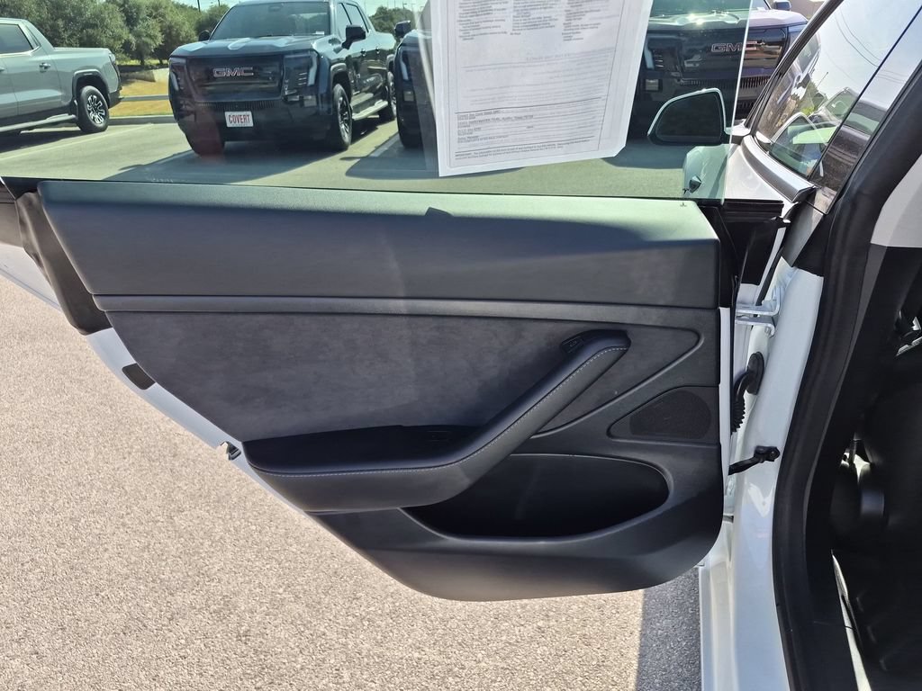 Used 2021 Tesla Model 3 Standard Range Plus RWD image 29