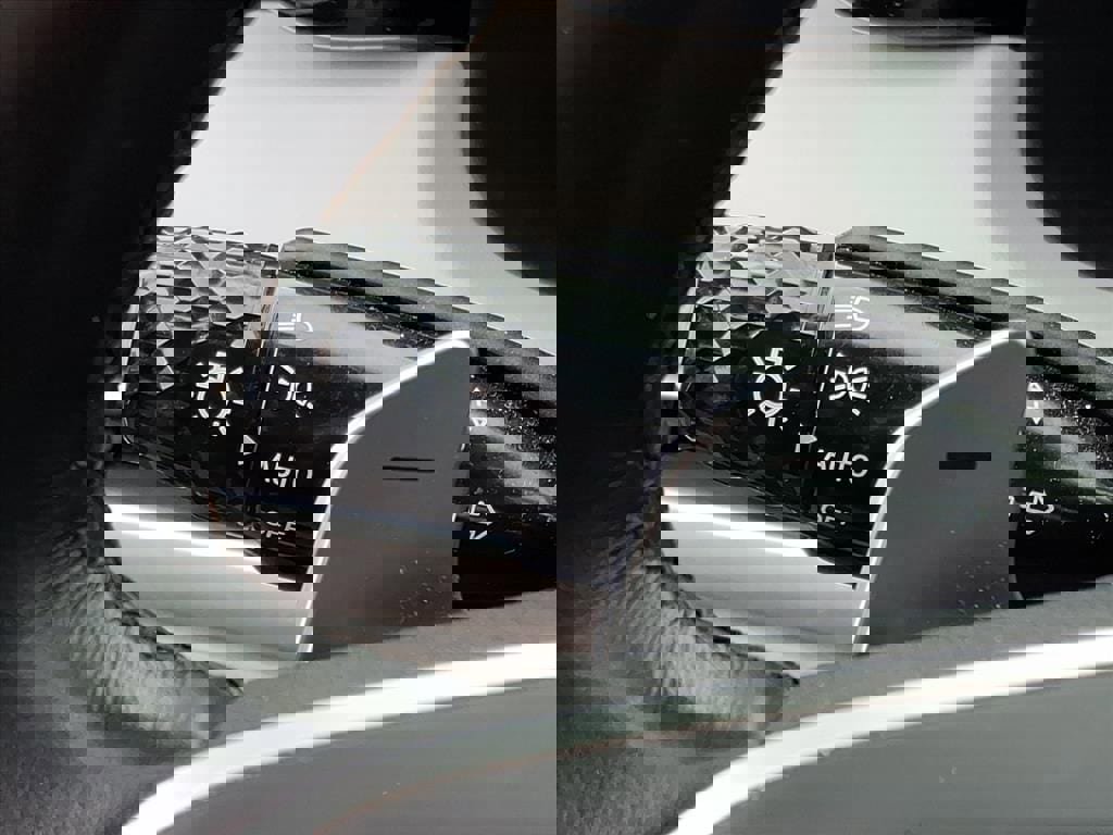 Used 2024 Hyundai Palisade SEL w/ Premium Package image 20