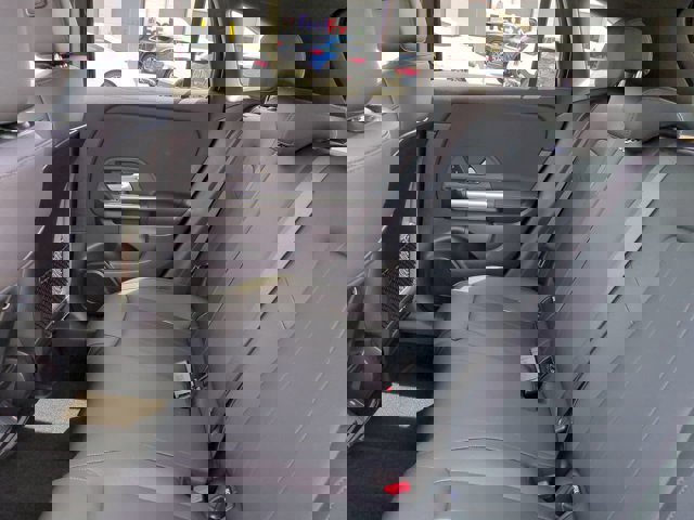 Used 2025 Mercedes-Benz GLA 250 image 14