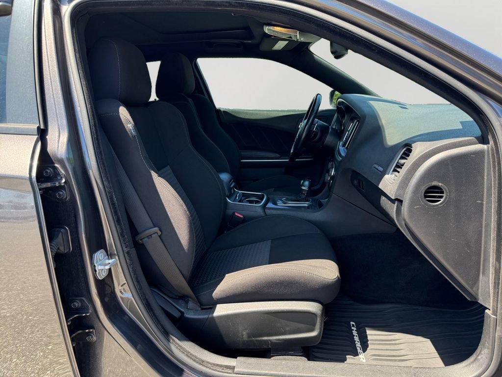 Used 2020 Dodge Charger GT image 12