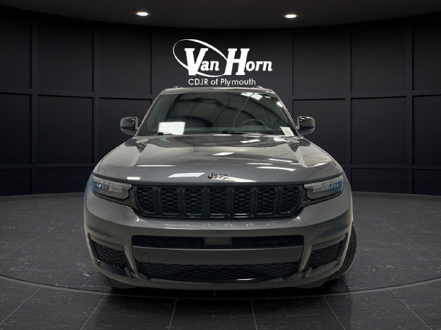 Used 2024 Jeep Grand Cherokee L Laredo AWD/4WD image 2