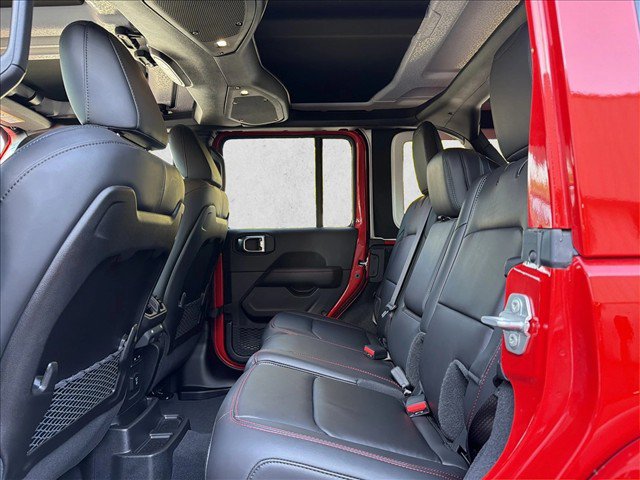 Used 2025 Jeep Wrangler Unlimited Rubicon AWD/4WD image 22