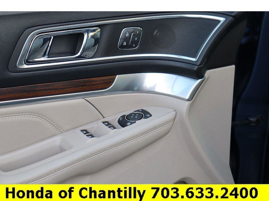 Used 2018 Ford Explorer Limited image 34