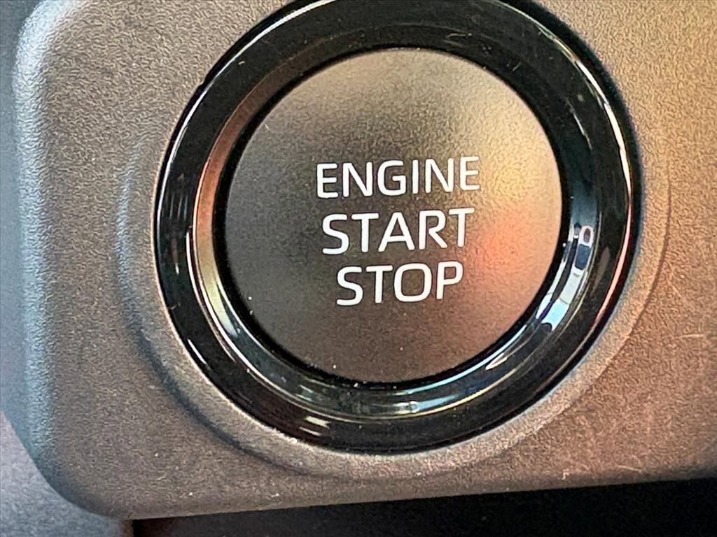 Used 2024 Toyota Tacoma SR5 image 12