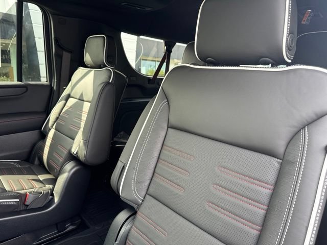New 2026 GMC Yukon XL AT4 Ultimate AWD/4WD image 17