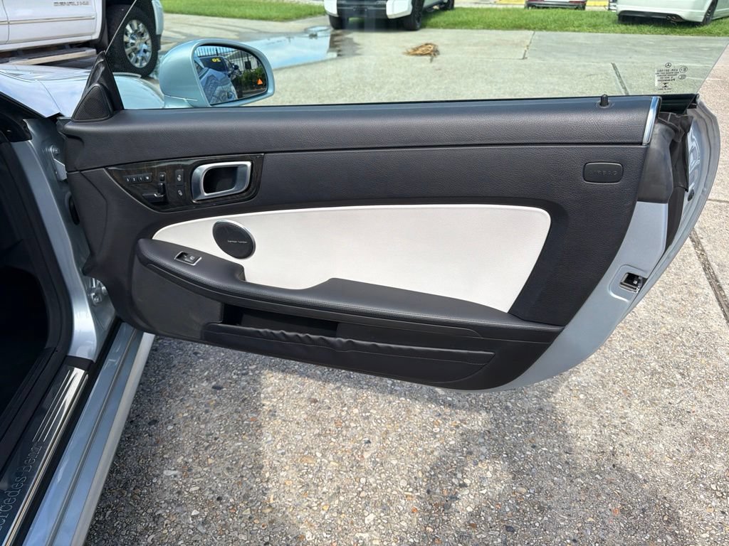Used 2016 Mercedes-Benz SLK 350 image 13