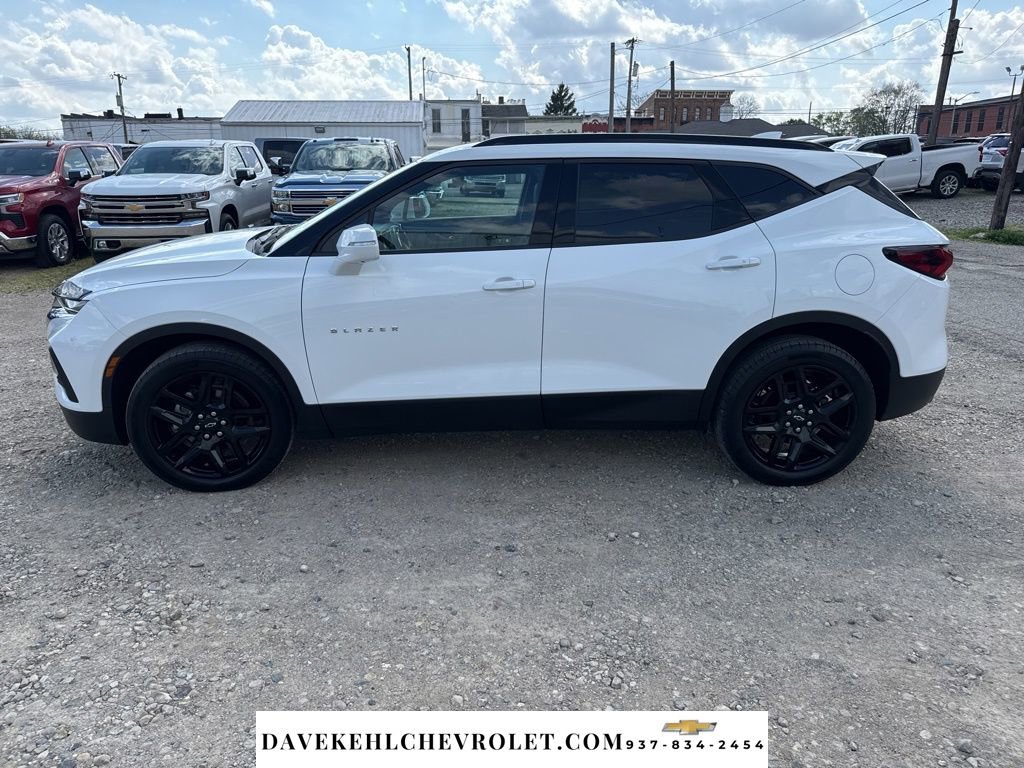 Used 2019 Chevrolet Blazer LT w/ Sound & Technology Package AWD/4WD image 3