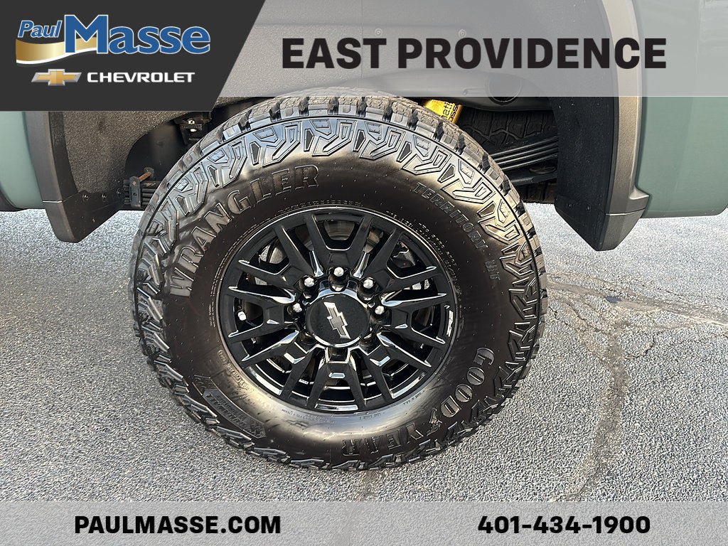 Used 2026 Chevrolet Silverado 2500 ZR2 w/ Snow Plow Prep/Camper Package AWD/4WD image 8
