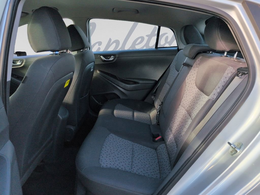 Used 2017 Hyundai Ioniq SEL FWD image 30