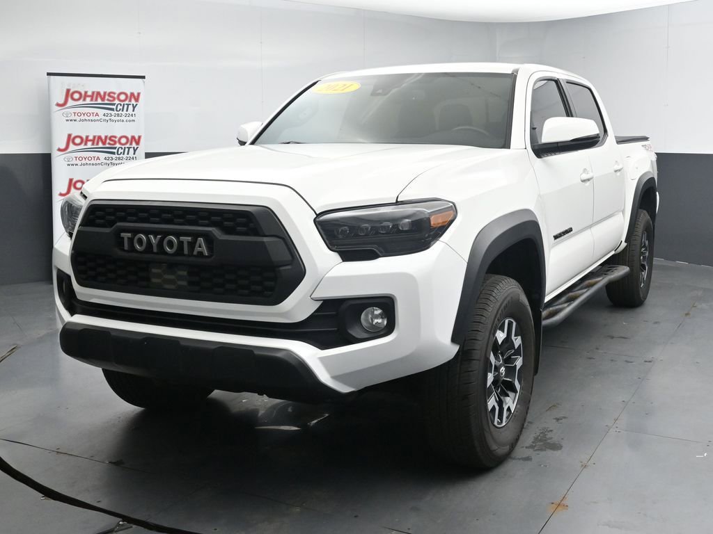 Used 2021 Toyota Tacoma TRD Off-Road w/ Technology Package AWD/4WD image 4